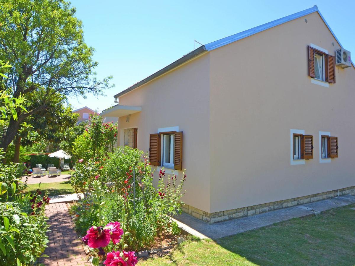 Holiday Home Mihovilka By Interhome Свети-Филип-и-Яков Экстерьер фото